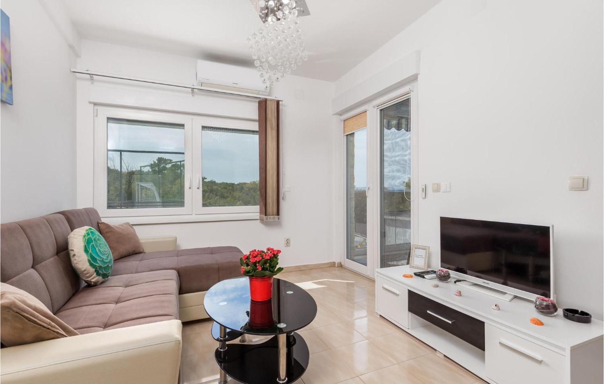 Stunning Apartment In Vrh Vrh (Krk) Exterior foto