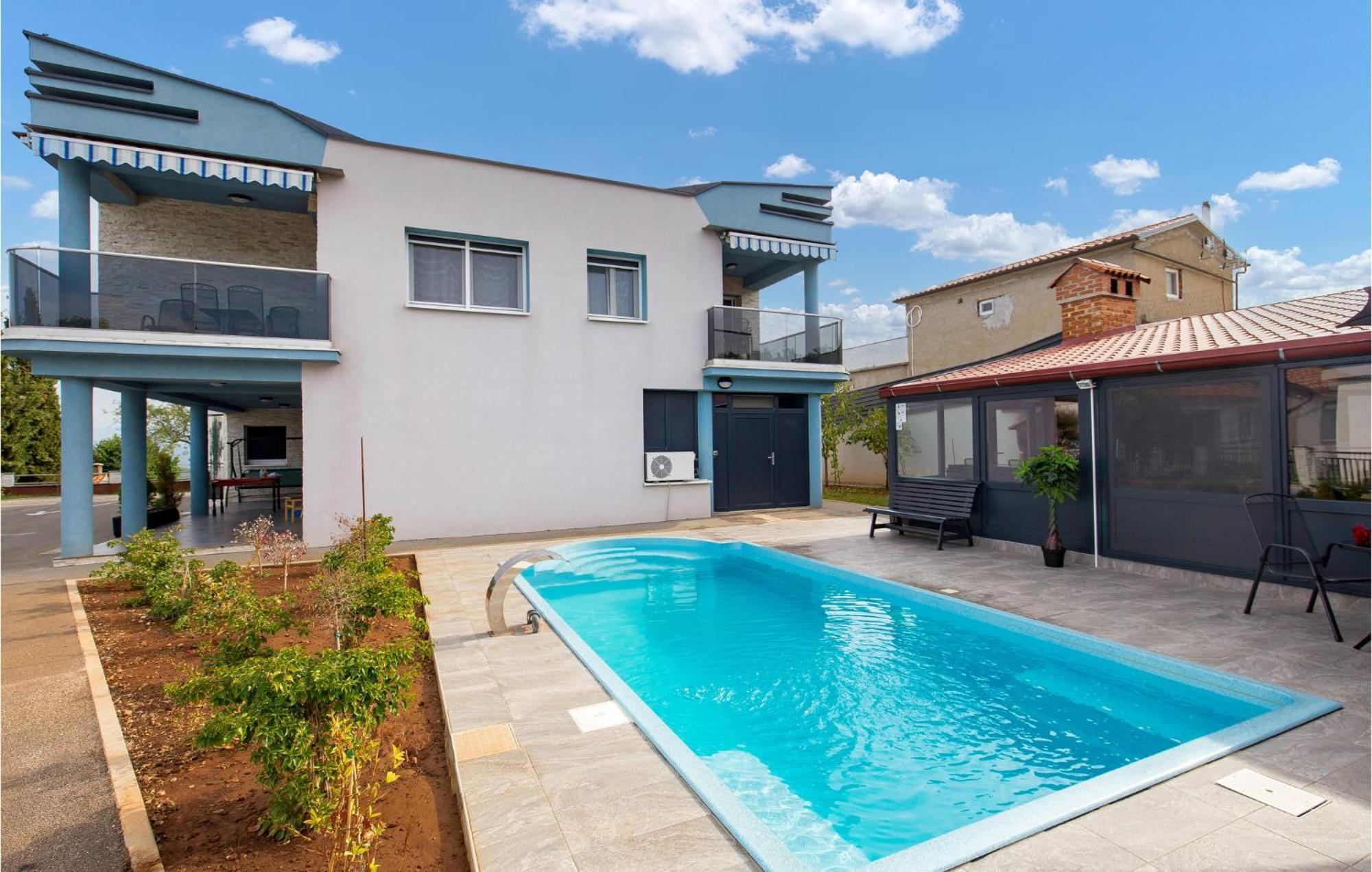 Stunning Apartment In Vrh Vrh (Krk) Exterior foto